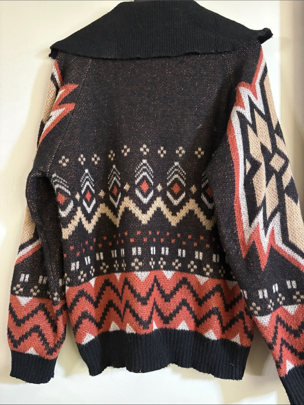 Zippered Geometric Knit Cardigan Sweater - Black, Rust & Cream - Picture 3 of 5